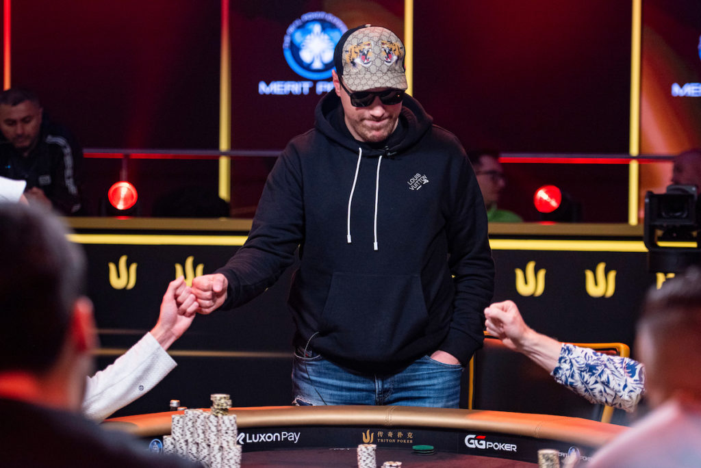 Artur Martirosian led at the start of the day, out in sixth