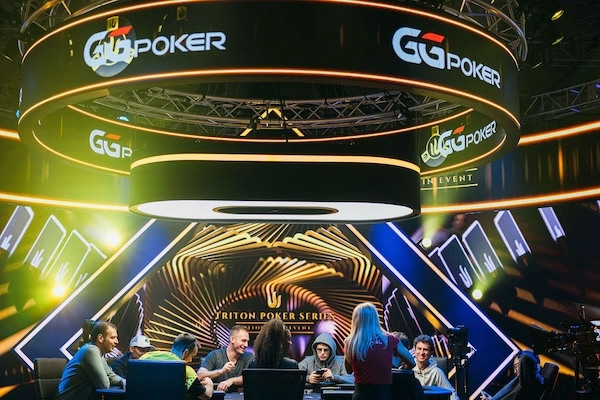 FeatureTable TritonMainEvent DSC2486