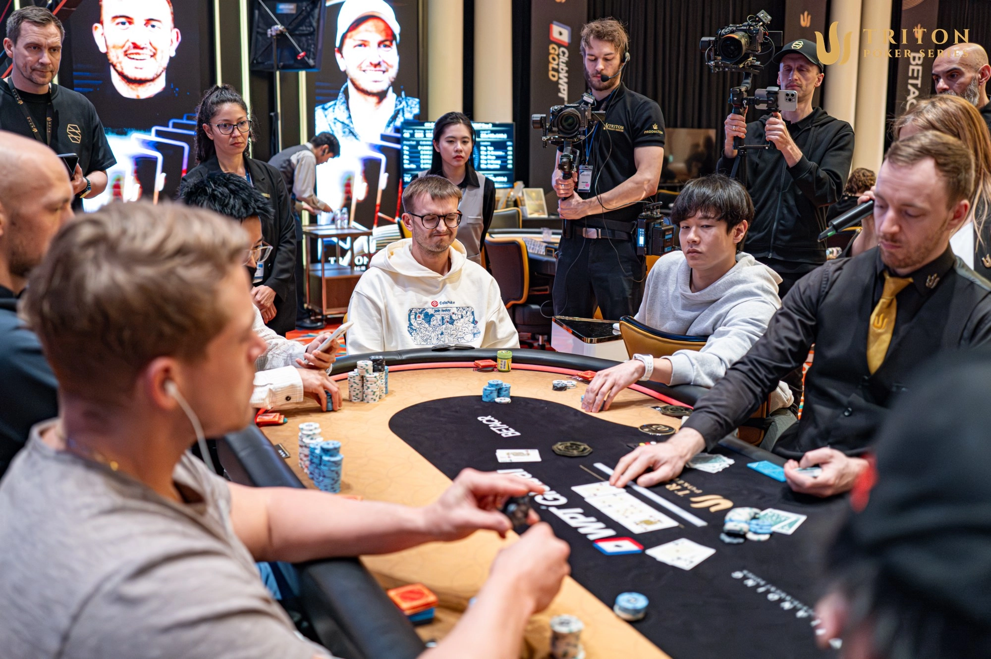 Gytis Lazauninkas Bubbles The Main Event TritonJeju Event11L1001300 Enhanced NR