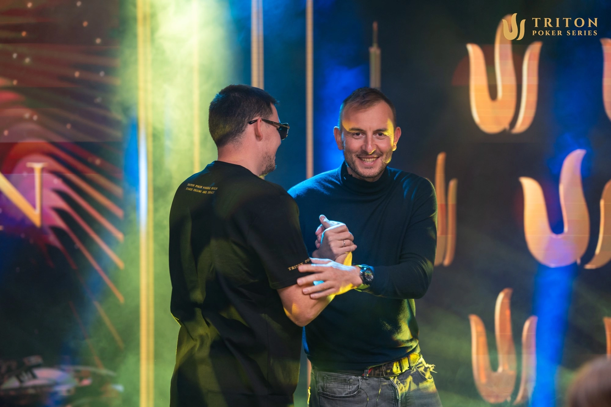 Mikalai Vaskaboinikau is the first to congratulate Jesse Lonis