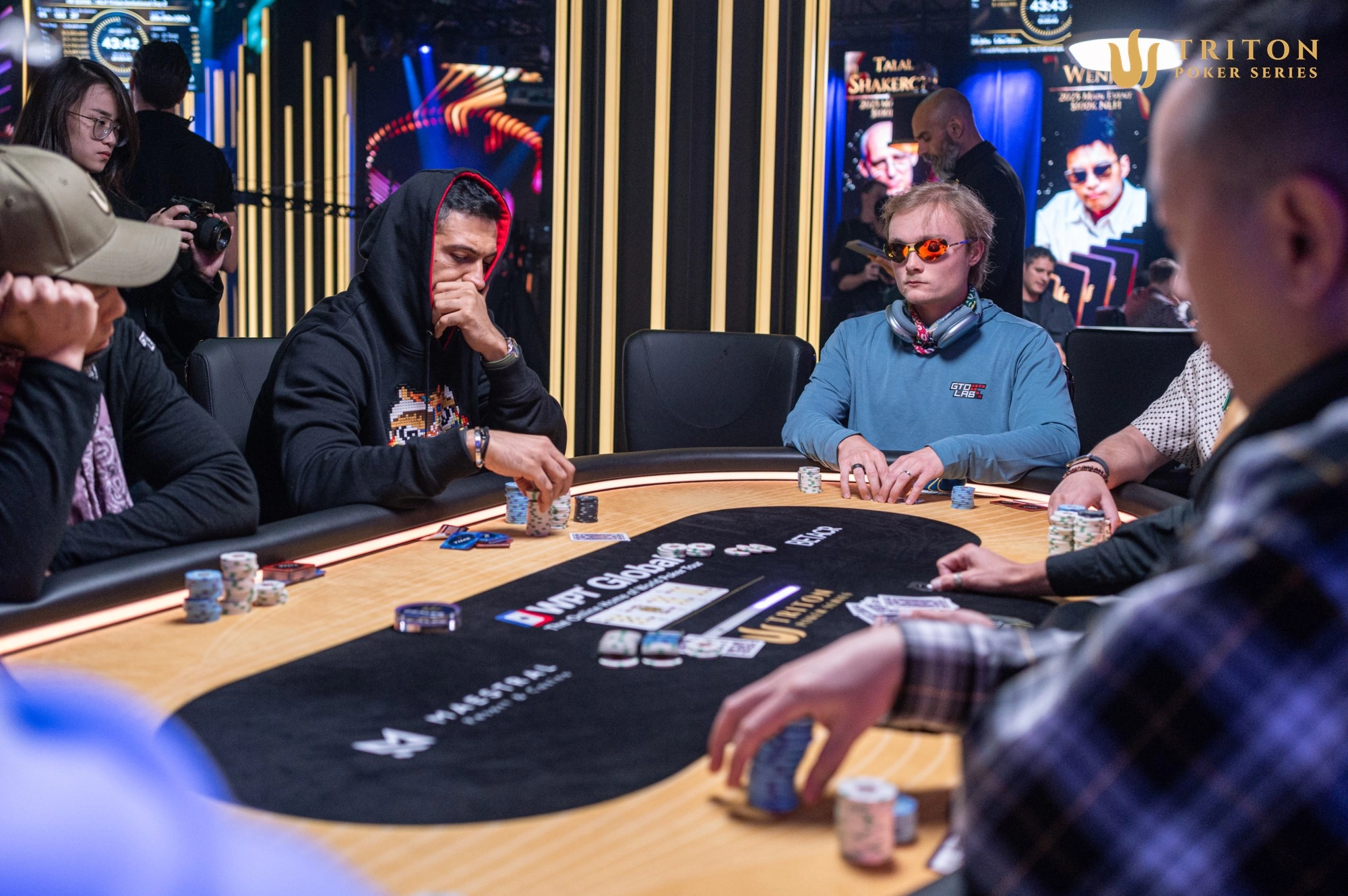 A huge bubble decision for Leon Sturm, right